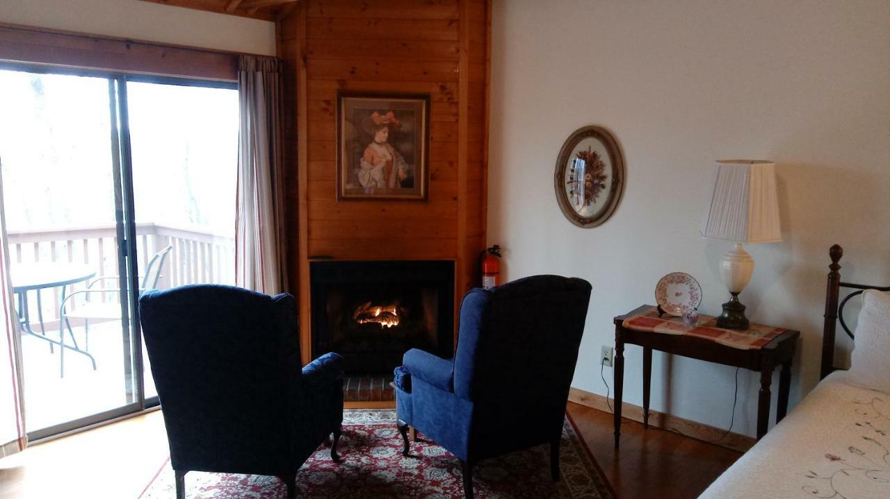 Mountain Top Lodge Далонеґа Екстер'єр фото
